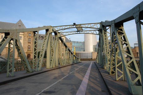 drehbruecke-malakoffturm