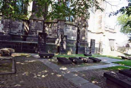 Domherrenfriedhof