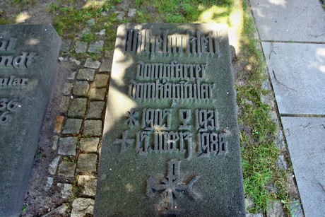 Domherrenfriedhof