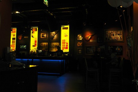 hard-rock-cafe