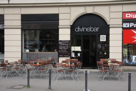 divinebar