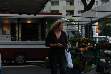 wochenmarkt-hermeskeiler-platz