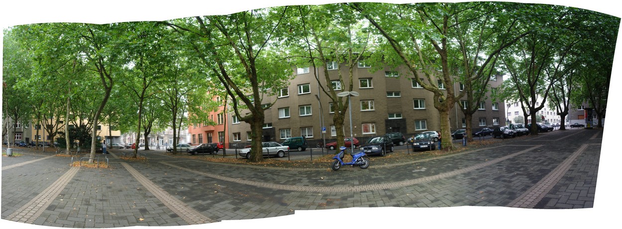  Christine-Teusch-Platz / Ehrenfeld