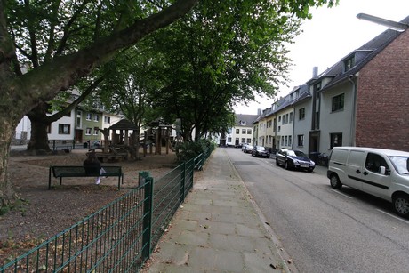 Johann-Brinck-Platz