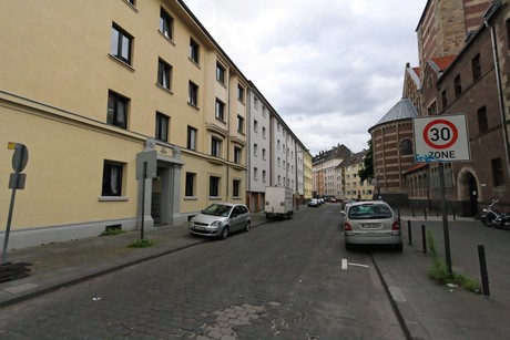 Maternuskirchplatz