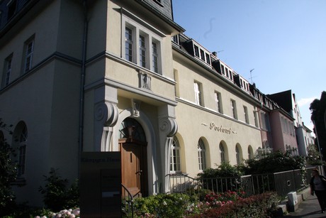 mathiaskirchplatz