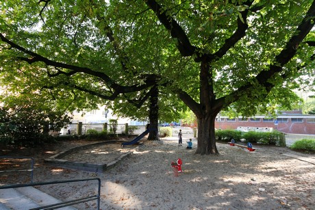 von-sandt-platz