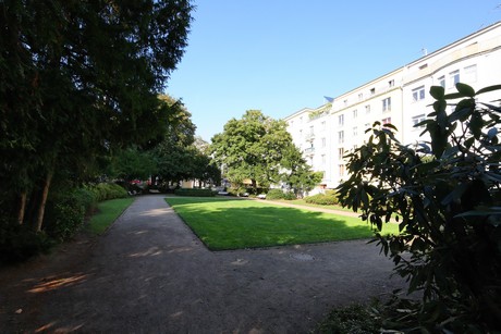 von-sandt-platz