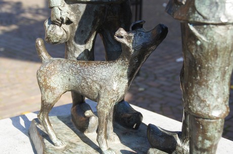 knelis-en-willem-en-mieken-t-zwarte-hundeken