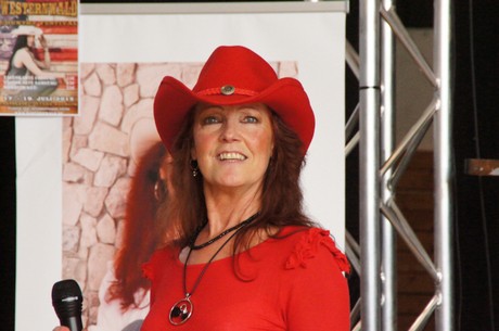 country-lady-konny-kron