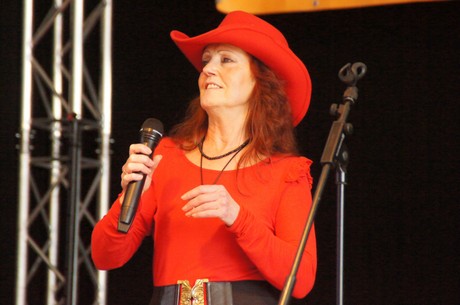 country-lady-konny-kron