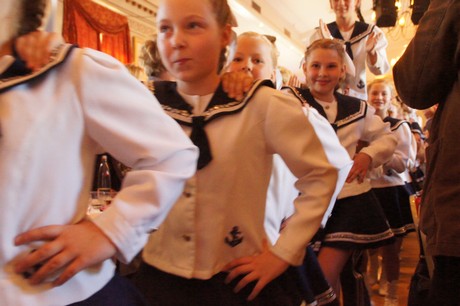 jugendtanzcorps-steinenbruecker-schiffermaedchen