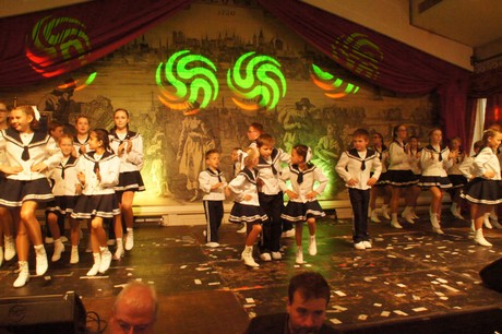 jugendtanzcorps-steinenbruecker-schiffermaedchen