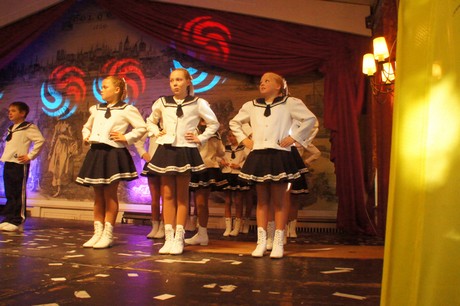 jugendtanzcorps-steinenbruecker-schiffermaedchen