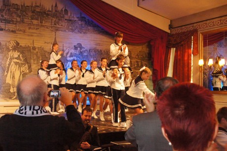 jugendtanzcorps-steinenbruecker-schiffermaedchen