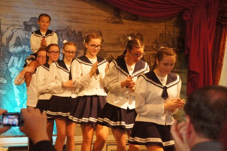 jugendtanzcorps-steinenbruecker-schiffermaedchen