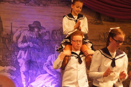 jugendtanzcorps-steinenbruecker-schiffermaedchen