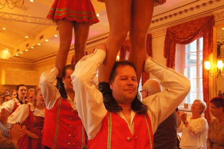rheinisches-tanzcorps-echte-fruende