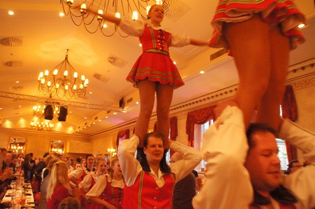 rheinisches-tanzcorps-echte-fruende