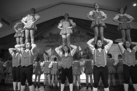rheinisches-tanzcorps-echte-fruende