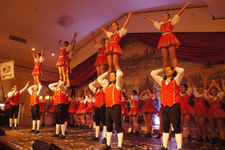 rheinisches-tanzcorps-echte-fruende