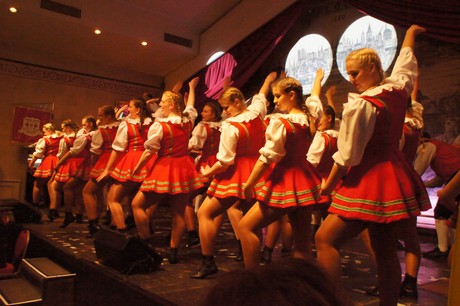 rheinisches-tanzcorps-echte-fruende