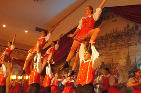 rheinisches-tanzcorps-echte-fruende