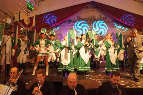 garde-corps-gruen-weiss-koeln-vun-1998