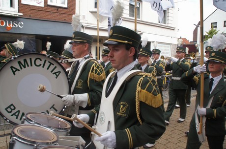 harmonie-en-klaroenkorps-amicitia-banholt