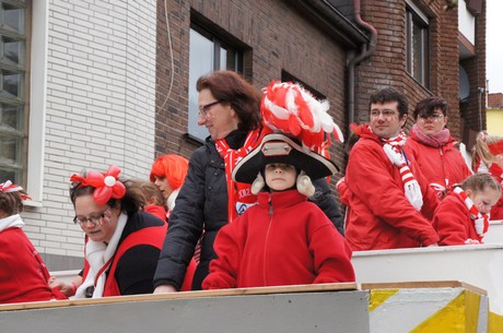Kinder-und-Jugend-Garde-von-Rot-Weiss-Huerth