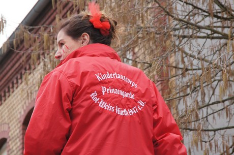Kinder-und-Jugend-Garde-von-Rot-Weiss-Huerth