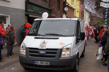 Kinder-und-Jugend-Garde-von-Rot-Weiss-Huerth