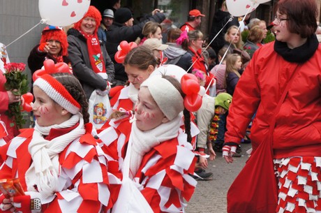 Kinder-und-Jugend-Garde-von-Rot-Weiss-Huerth