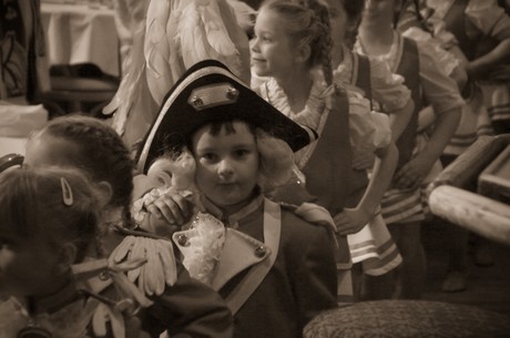 Kindertanzcorps-der-Prinzengarde-Rot-Weiss-Huerth-1947