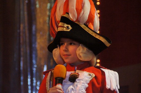 Kindertanzcorps-der-Prinzengarde-Rot-Weiss-Huerth-1947