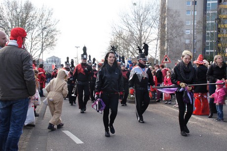 Red-Stars-Drum-Bugle-Corps-Hann-muenden