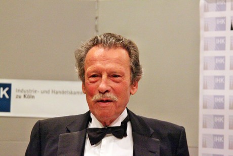 alfred-neven-dumont