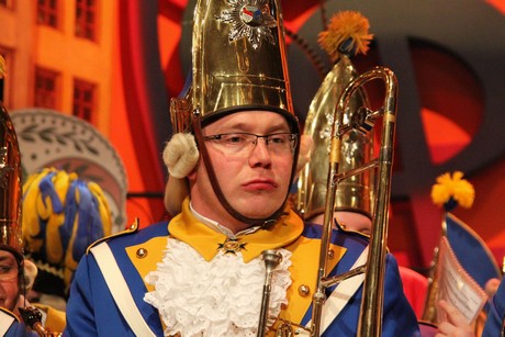 buergergarde-blau-gold