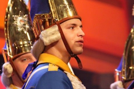 buergergarde-blau-gold