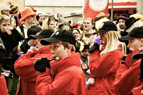 bundesschuetzen-tambourcorps-hoennepel