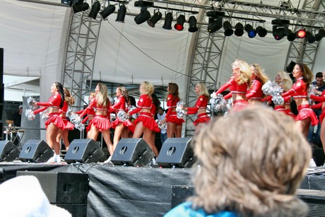 cheerleader