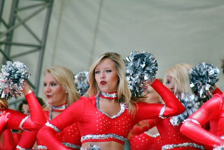 cheerleader