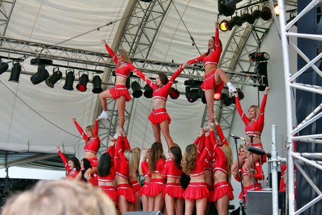 cheerleader