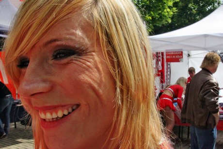 cheerleader-des-1-fc-koeln