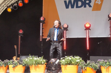 chris-andrews