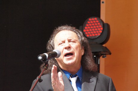 chris-andrews