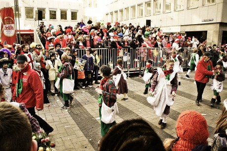 de-paenz-us-dem-ahle-koelle