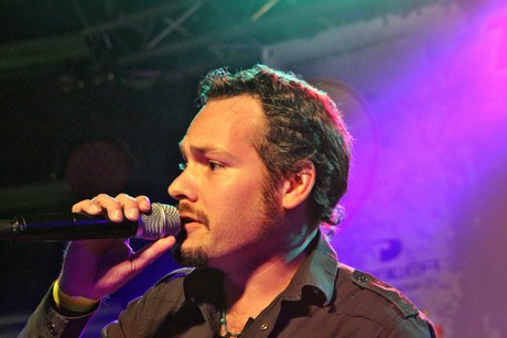 dominik-r