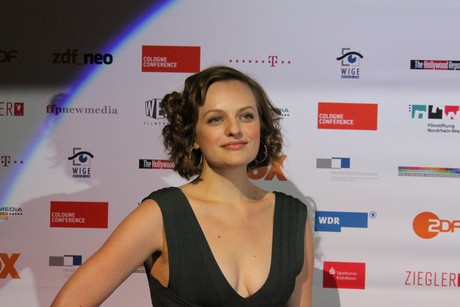 elisabeth-moss