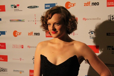 elisabeth-moss